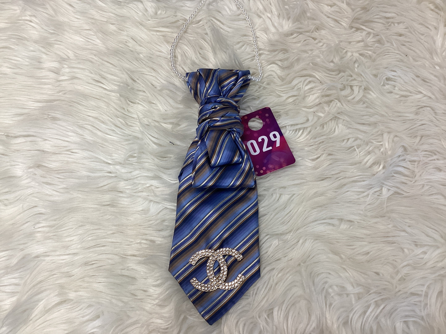 Boujie Knot Tie