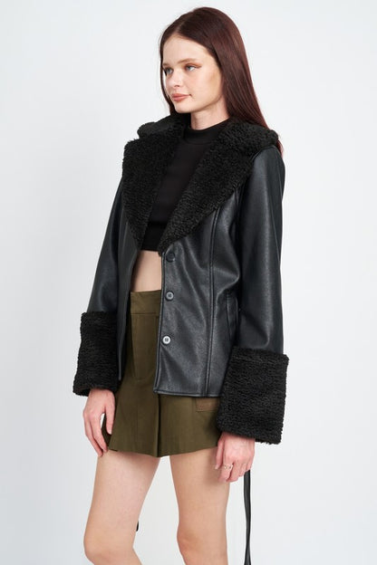 BELTED FAUX SHEARING TRIMMED JACKET