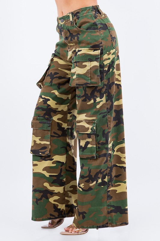 Utility Cargo Pants in Camo