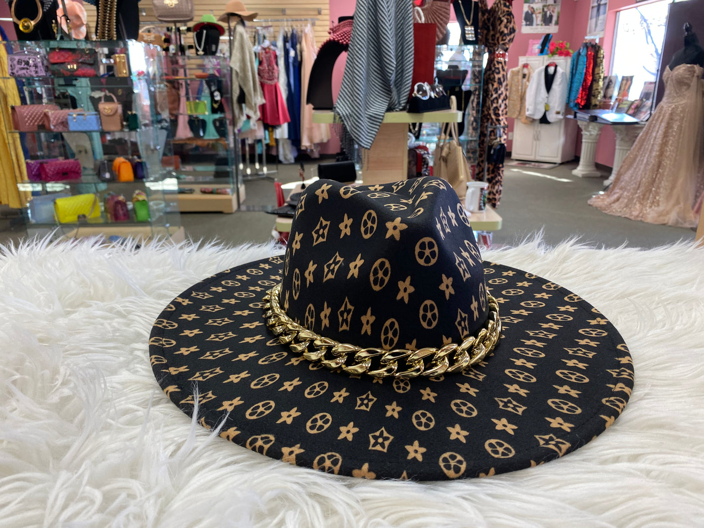 Large Brim Printed Fedora